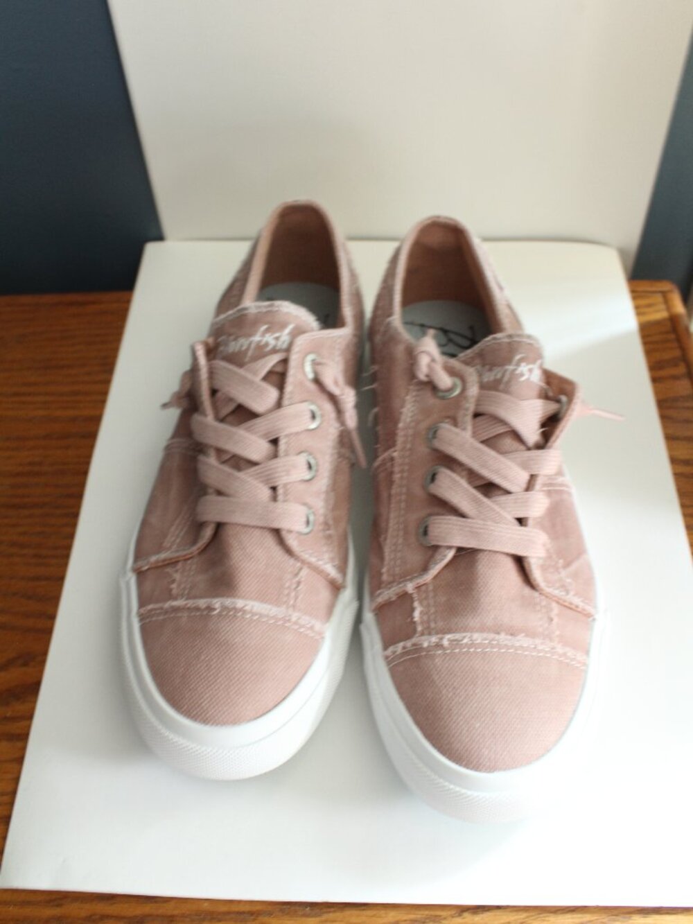 Blowfish Malibu Shoes Size 9 Blush
